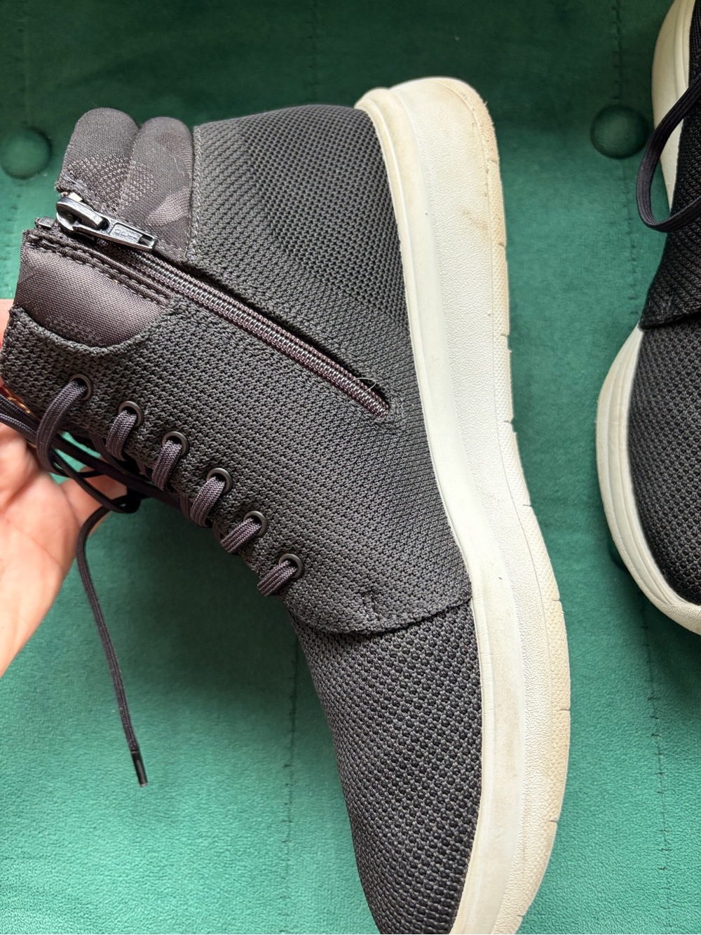 Clark’s Cloud Steppers Black Camo High-Top Lightweight Sneakers with White Sole - Picture 3 of 10